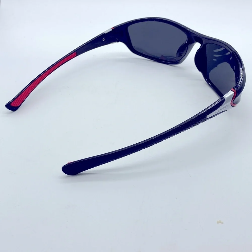 Polarized Men’s UV 400 Sunglasses NWT